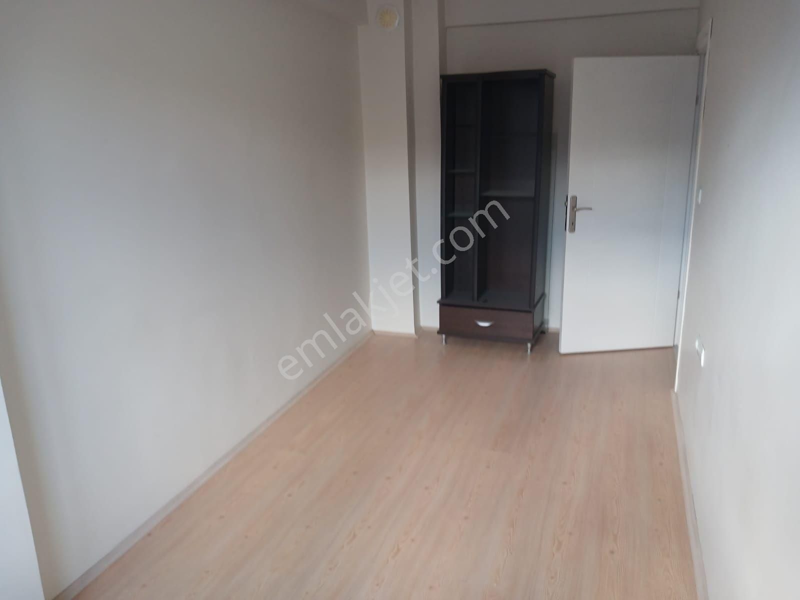 Eskişehir Mamure Mah. Çarşıya Yakın Kiralık 1+1 Daire - Görsel 5