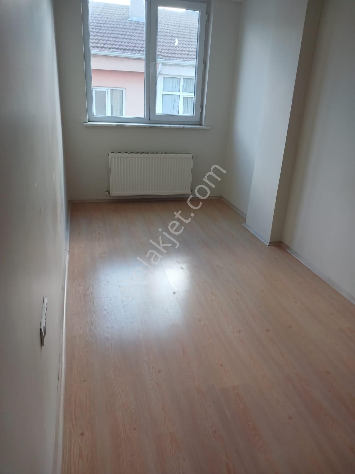 Eskişehir Mamure Mah. Çarşıya Yakın Kiralık 1+1 Daire - Görsel 7