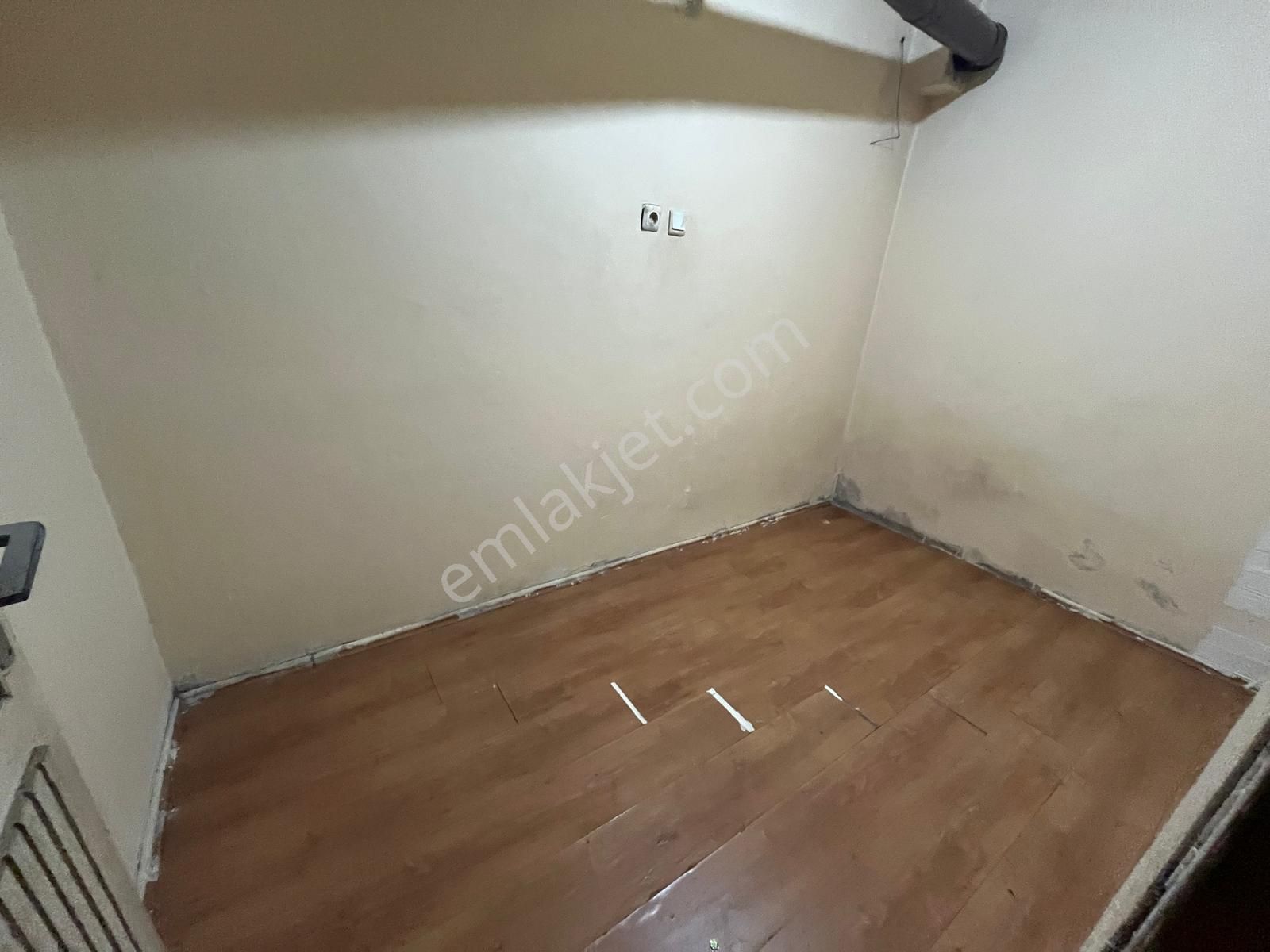 Bekara Uygun Kiralık Daire Pendik Esenyalı Mahallesi - Görsel 8
