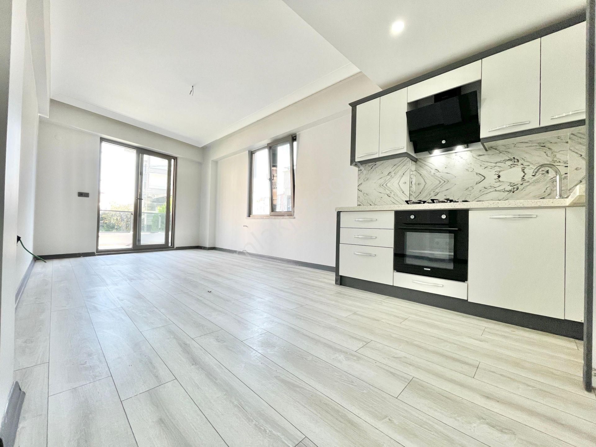 Berkay Demirel'den Altınkumda Ön Cephe Doğalgazlı 1+1 Daire - Görsel 14