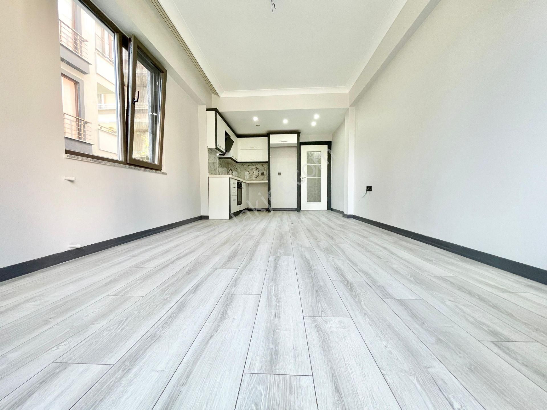 Berkay Demirel'den Altınkumda Ön Cephe Doğalgazlı 1+1 Daire - Görsel 15