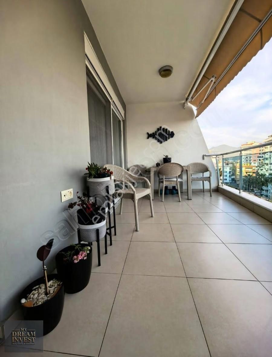 Oba Cikcilli Cristal Garden Sitesi Eşyalı 1+1 Daire