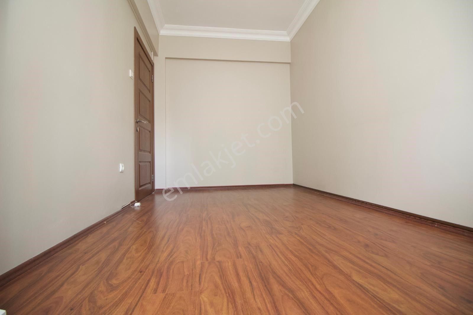 Poyraz'dan Kozyatağında Prestijli Binada Balkonlu 105 M2 Net 3+1 - Görsel 24