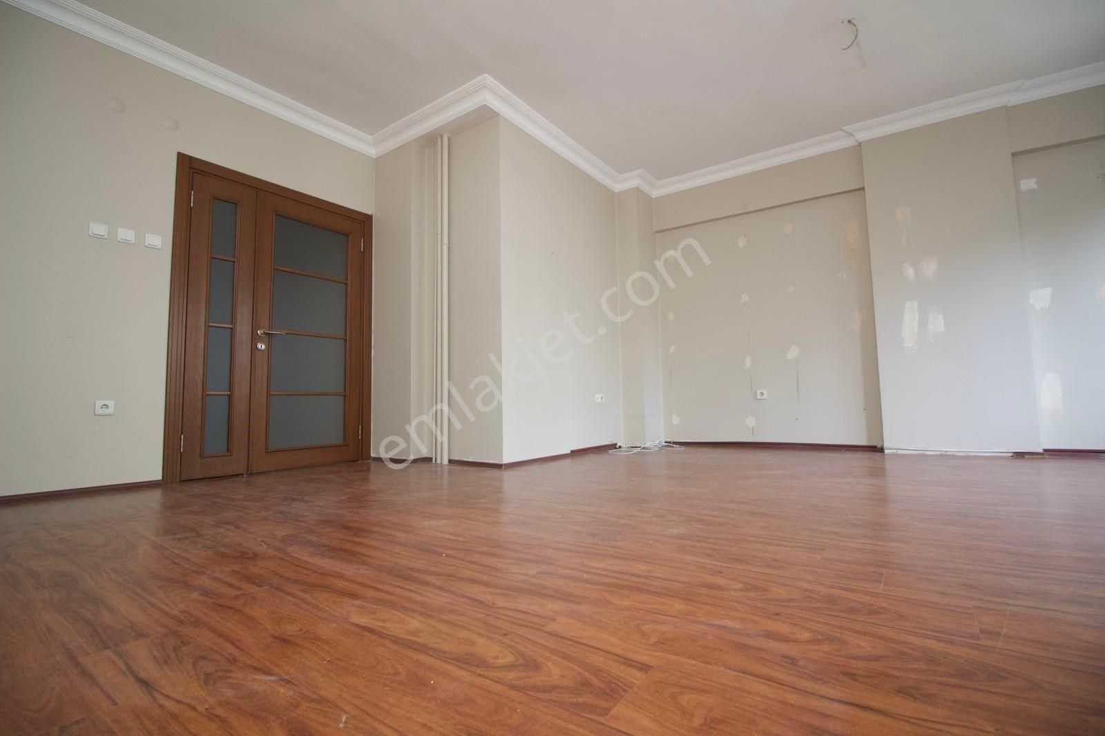 Poyraz'dan Kozyatağında Prestijli Binada Balkonlu 105 M2 Net 3+1 - Görsel 5