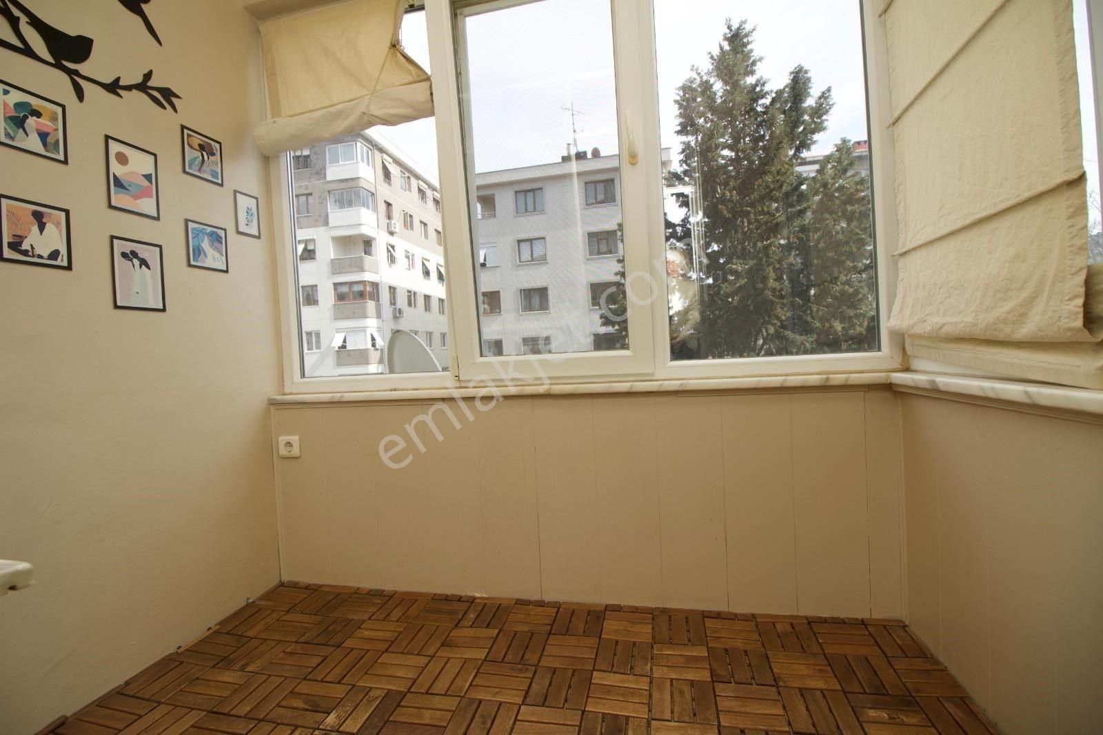 Poyraz'dan Kozyatağında Prestijli Binada Balkonlu 105 M2 Net 3+1 - Görsel 33