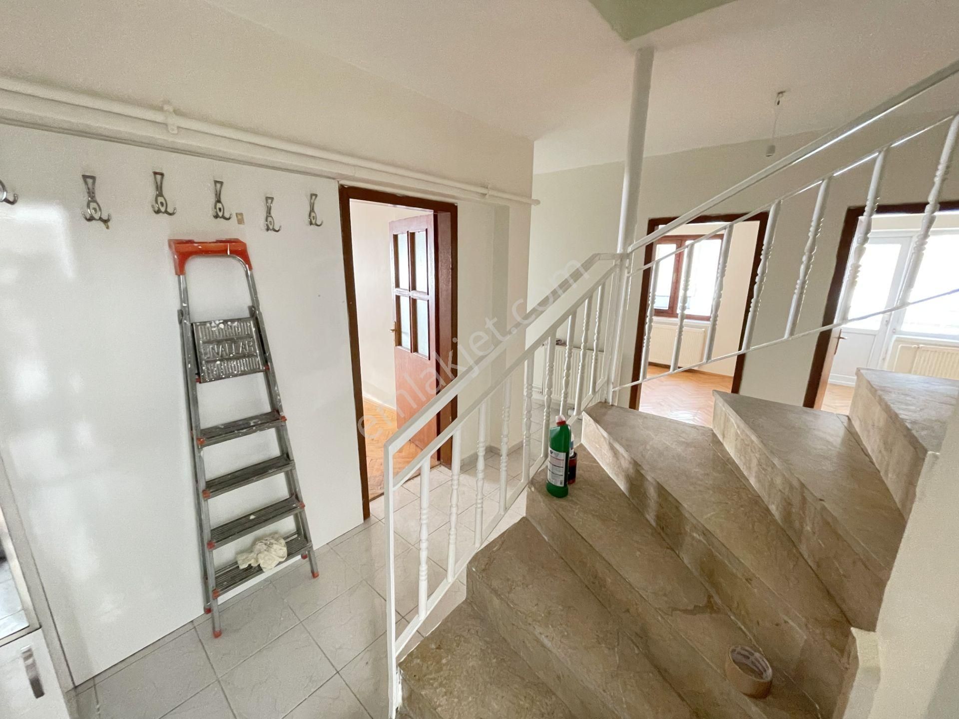 Şafak'tan İncirli'de 19 Mayıs Cadde Üzeri 4+1 Yapılı Dubleks! - Görsel 32