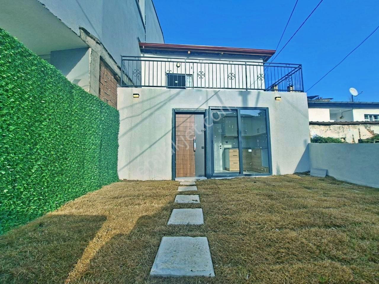 Uytundan Akçay Kızılkeçilide Mustakil Bahçeli Yenilenmiş Köy Evi - Görsel 26