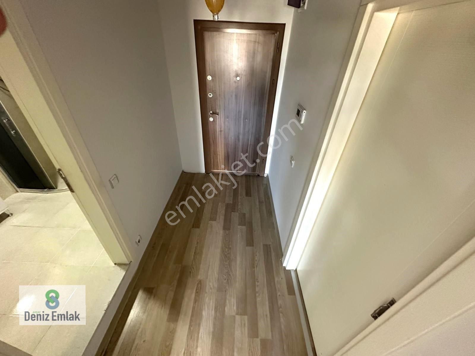 Denizden Akçayda Asansörlü Yeni Binada Geniş Satılık 1+1 Daire. - Görsel 15
