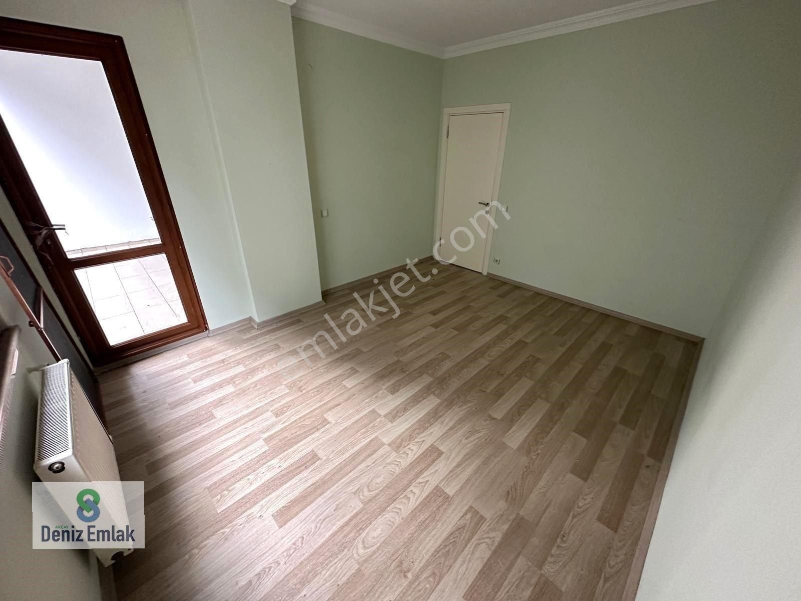 Denizden Akçayda Asansörlü Yeni Binada Geniş Satılık 1+1 Daire. - Görsel 23