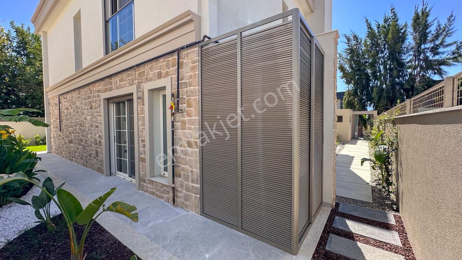 Denize 150 Metre | Yeni Yapı | Tek Müstakil | 4+1 | Özel Havuzlu - Görsel 3