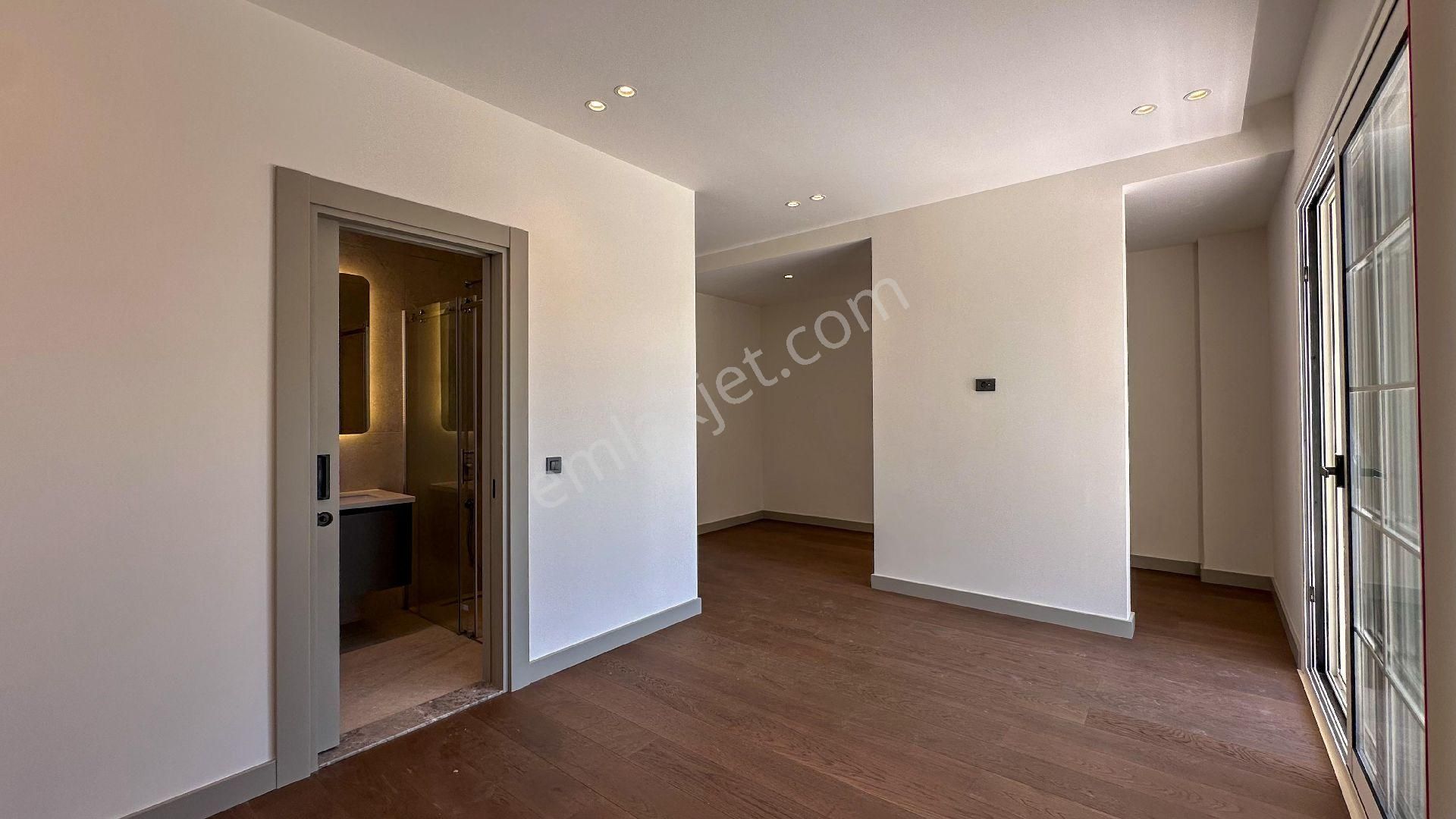 Denize 150 Metre | Yeni Yapı | Tek Müstakil | 4+1 | Özel Havuzlu - Görsel 22