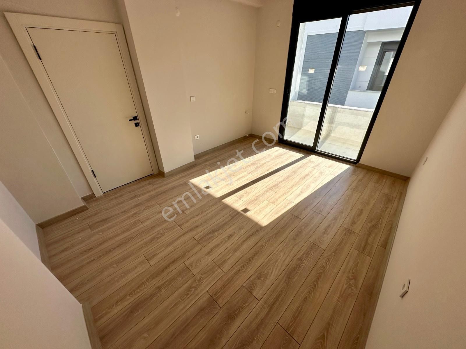 🏡 Referans'tan Güre'de Doğa Manzaralı Bahçe Kullanımlı 3+1 Dubleks - Görsel 9