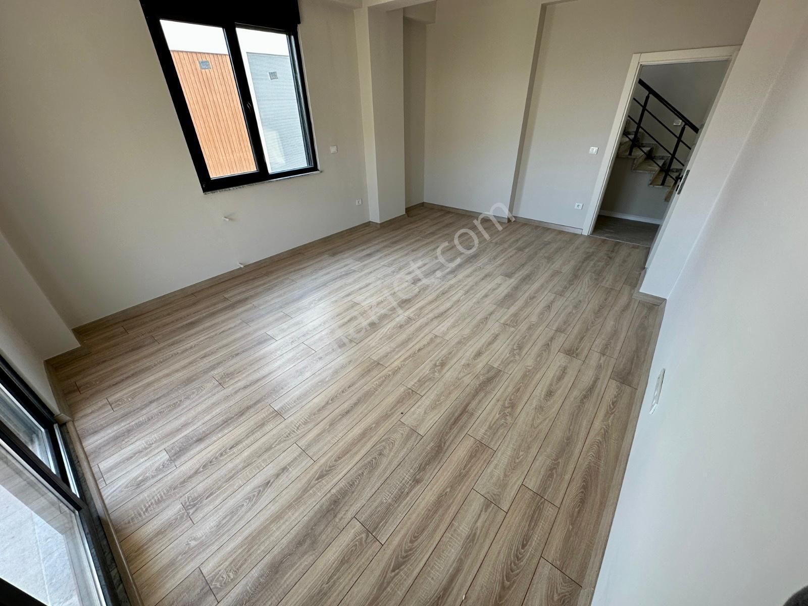 🏡 Referans'tan Güre'de Doğa Manzaralı Bahçe Kullanımlı 3+1 Dubleks - Görsel 15