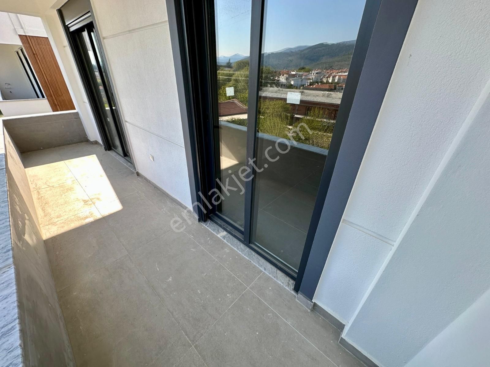 🏡 Referans'tan Güre'de Doğa Manzaralı Bahçe Kullanımlı 3+1 Dubleks - Görsel 17