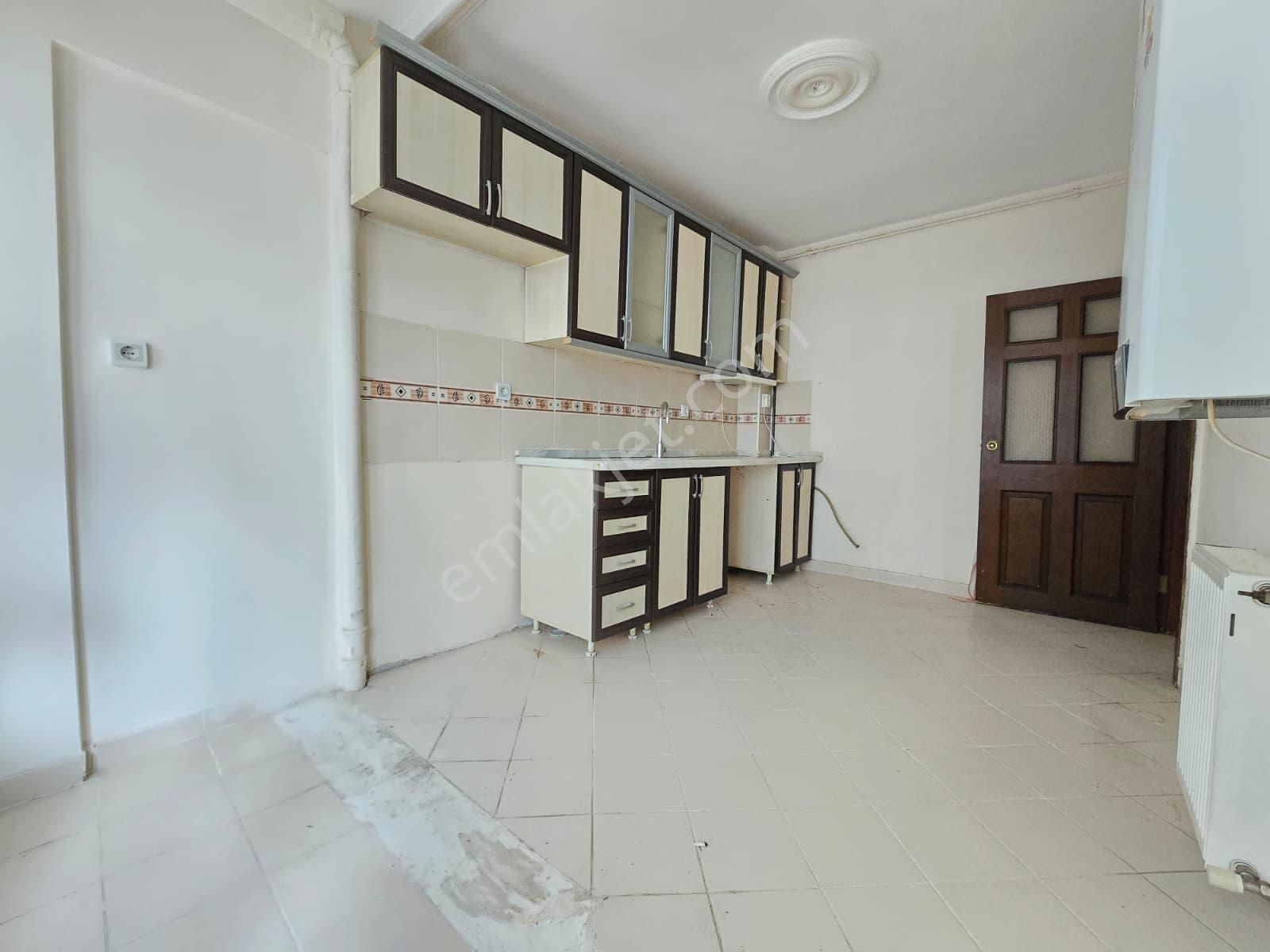 Piyade Mah Satılık 3+1 Cadde Yanı Isı Yalıtımlı Ön Cephe Daire - Görsel 2