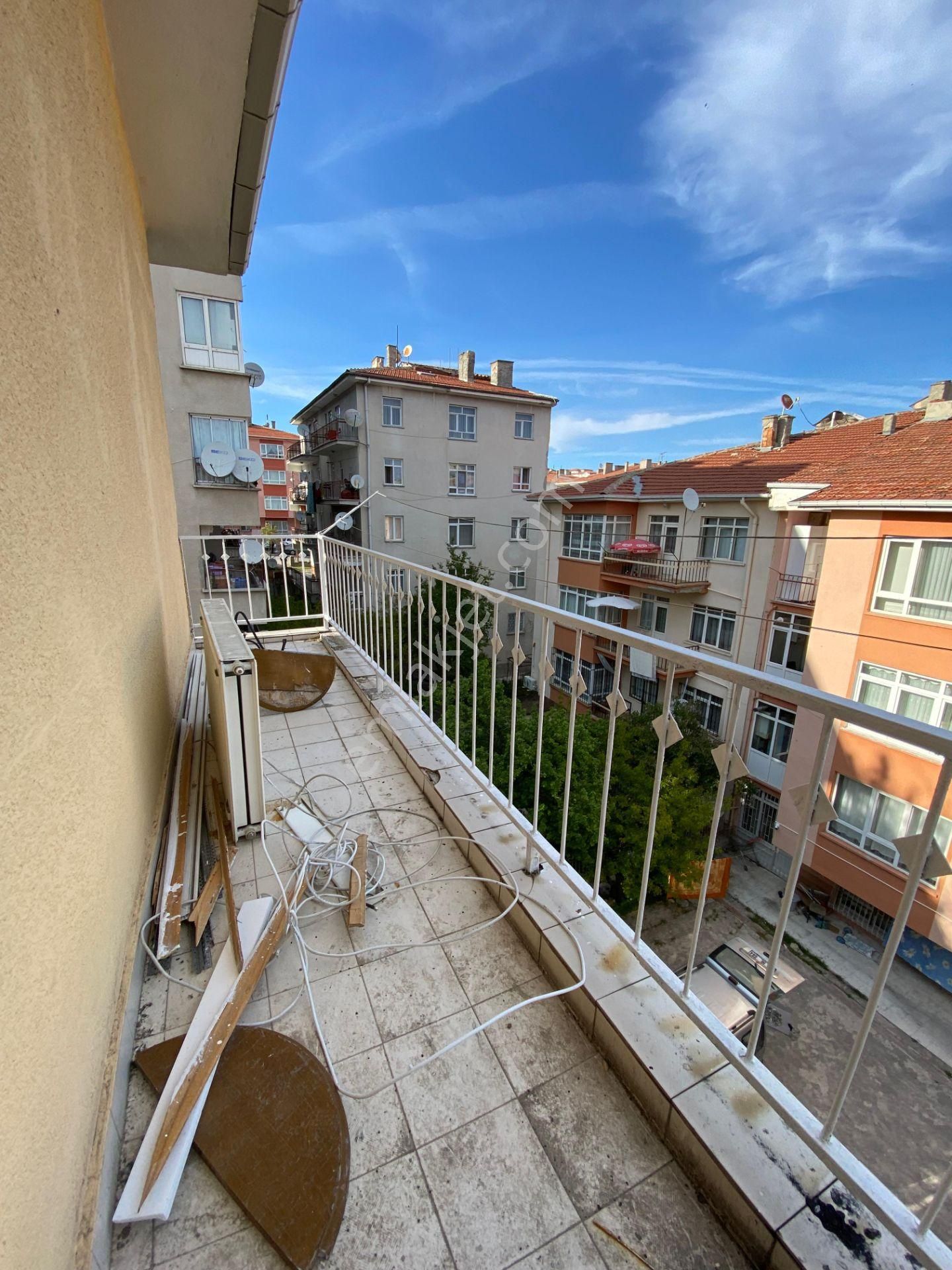 Pınarbaşı Mah Katta Yapılı 3+1 Dutluk Göbekte Satılık Daire - Görsel 16