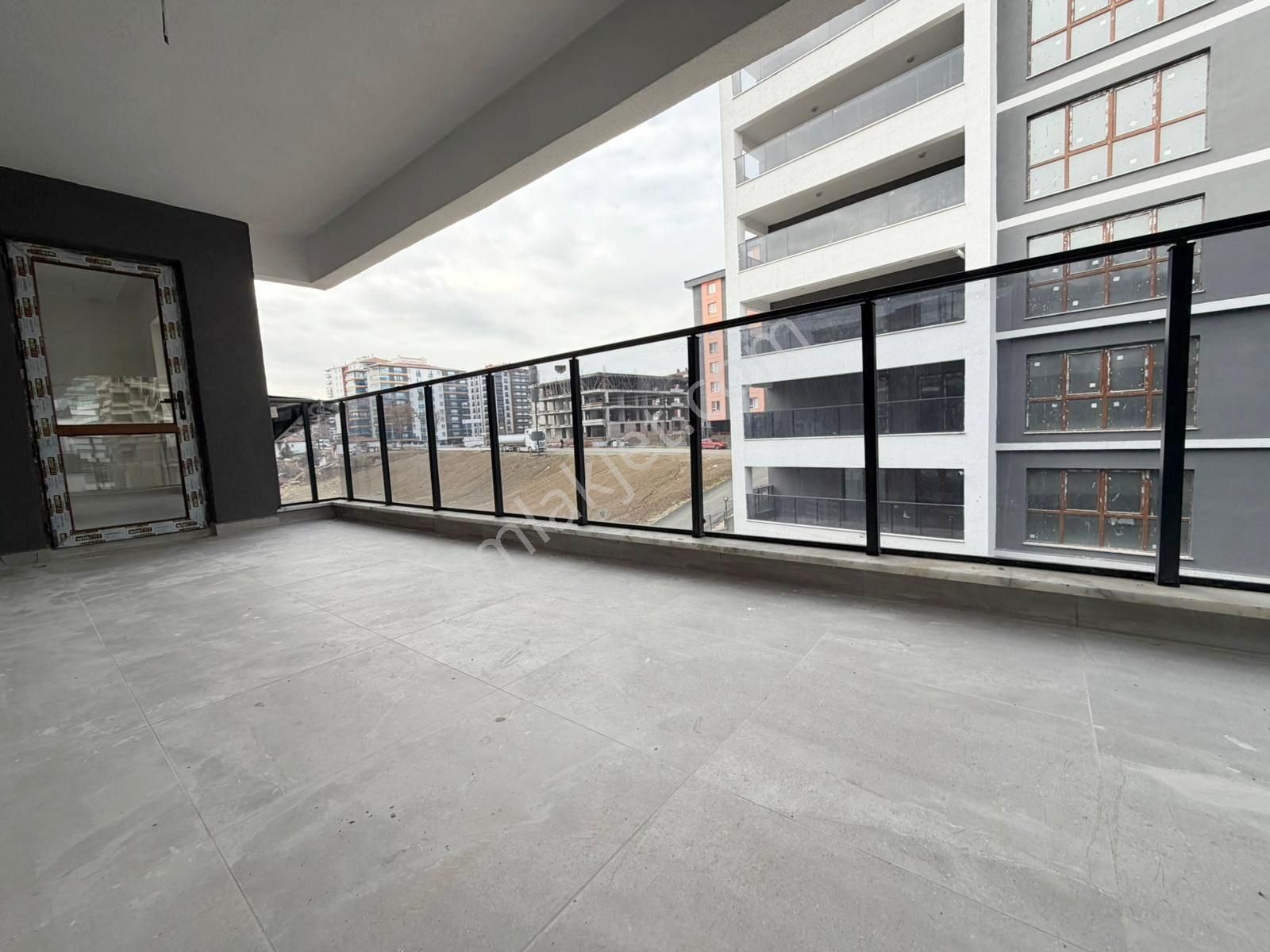 Valentia'dan Park Valley Konutları'nda Ara Kat 3+1 Satılık Daire - Görsel 28
