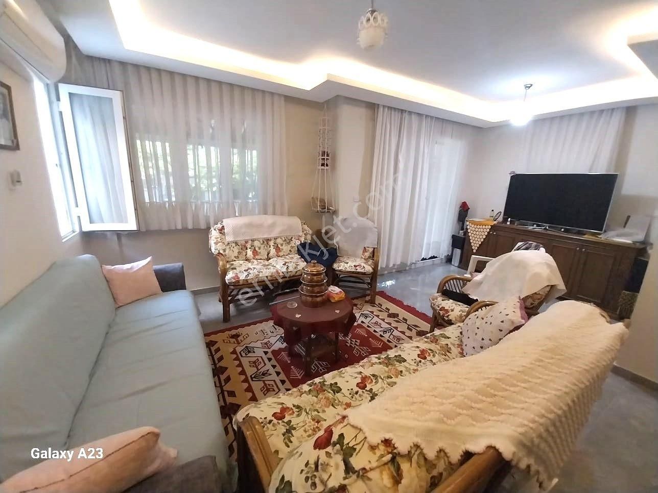 Kuşadası Sahilde,oto Garajlı 4+1 Satılık Müstakil Villa - Görsel 8