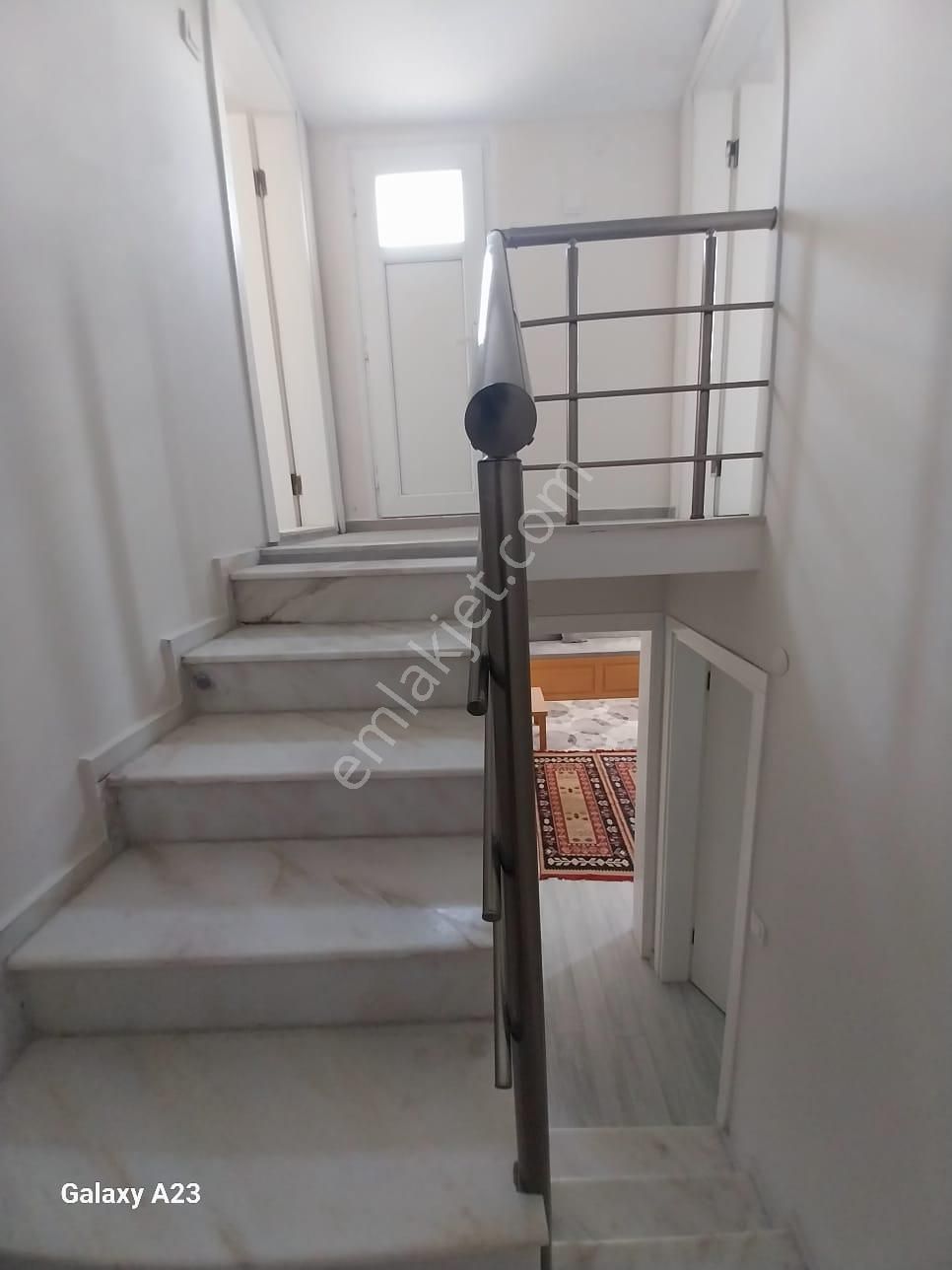 Kuşadası Sahilde,oto Garajlı 4+1 Satılık Müstakil Villa - Görsel 21