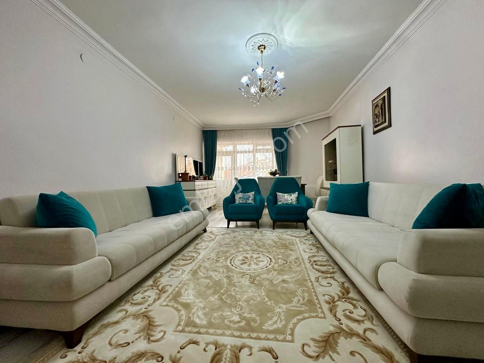 Pars'tan Osmanagazi Cadde Üzeri Katta Masrafsız 3+1 - Görsel 17