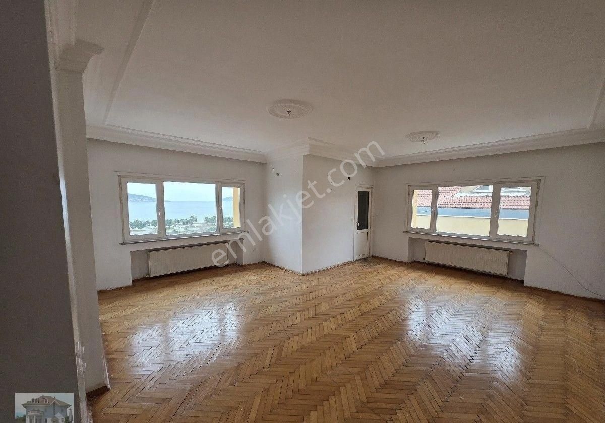 Dragos Sahilde Lebiderya Deniz Manzarali Genis Kiralik 3+1daire - Görsel 3