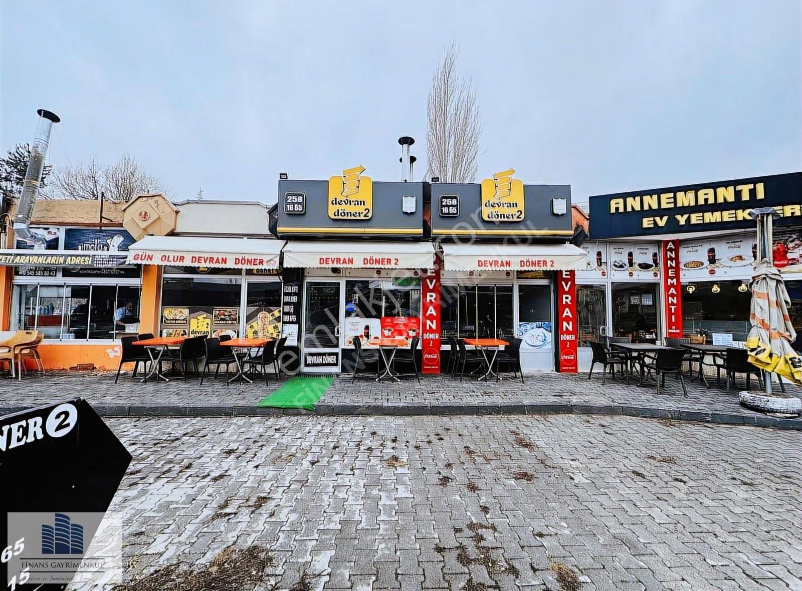 Cumhuriyet Üniversitesi Vakıf Çarşısında Devren Kiralık Restoran - Görsel 4