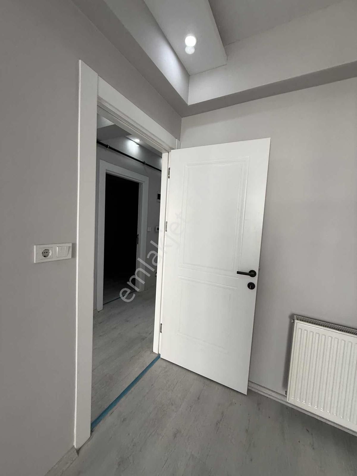 Emlak Center'dan 50.yıl Mah Satılık 2+1 Sıfır Daire - Görsel 19