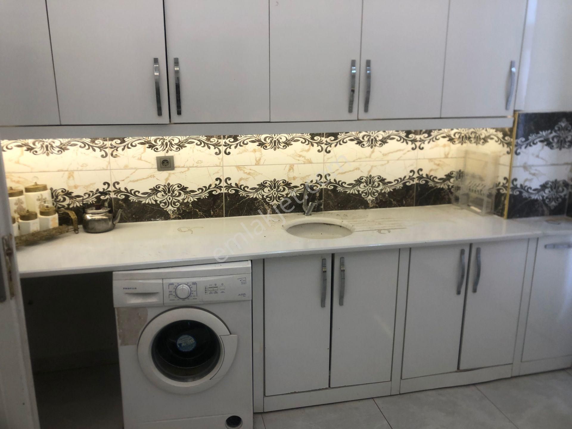 Kavaklıkta Satlık Daire 4+1 Kat 1 - Görsel 2