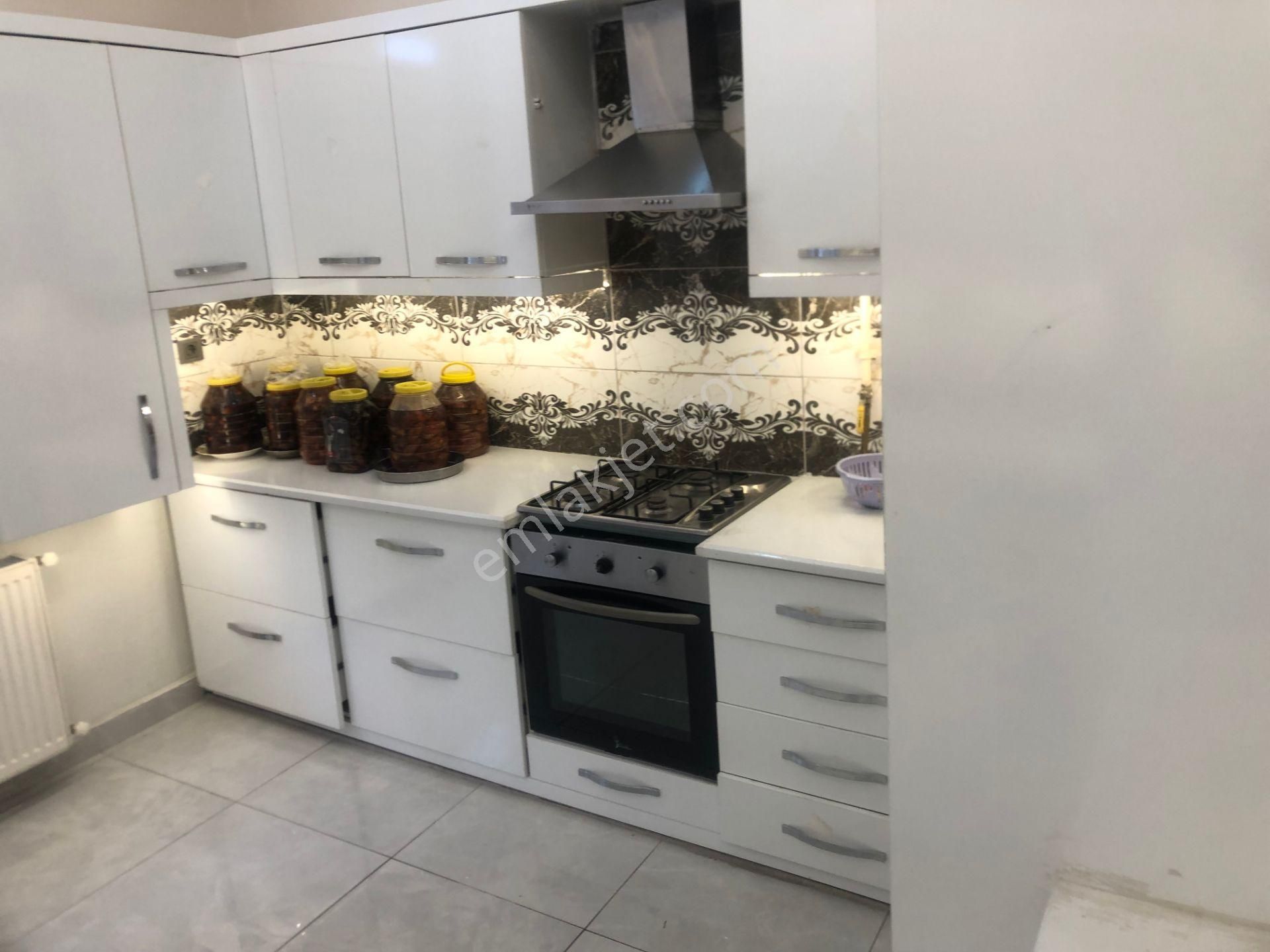 Kavaklıkta Satlık Daire 4+1 Kat 1 - Görsel 3