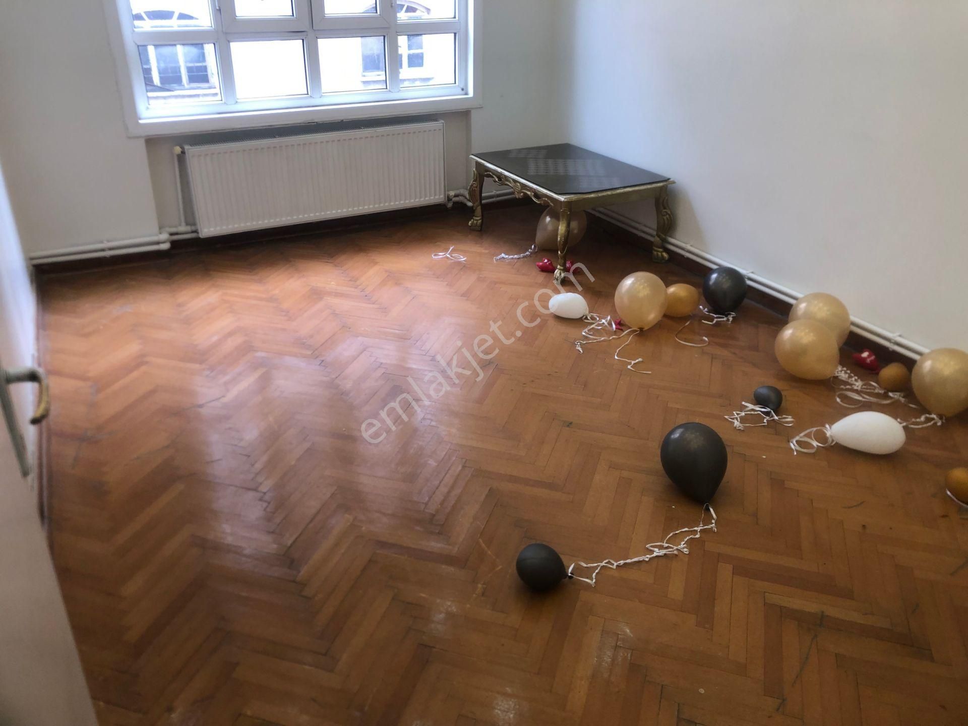 Kavaklıkta Satlık Daire 4+1 Kat 1 - Görsel 6