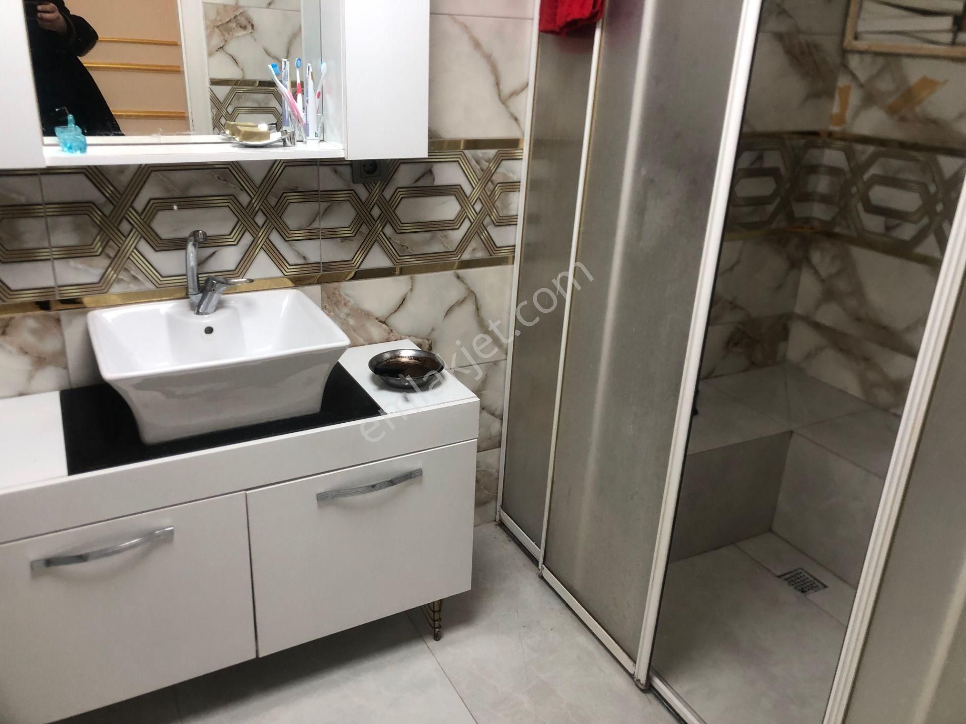 Kavaklıkta Satlık Daire 4+1 Kat 1 - Görsel 7