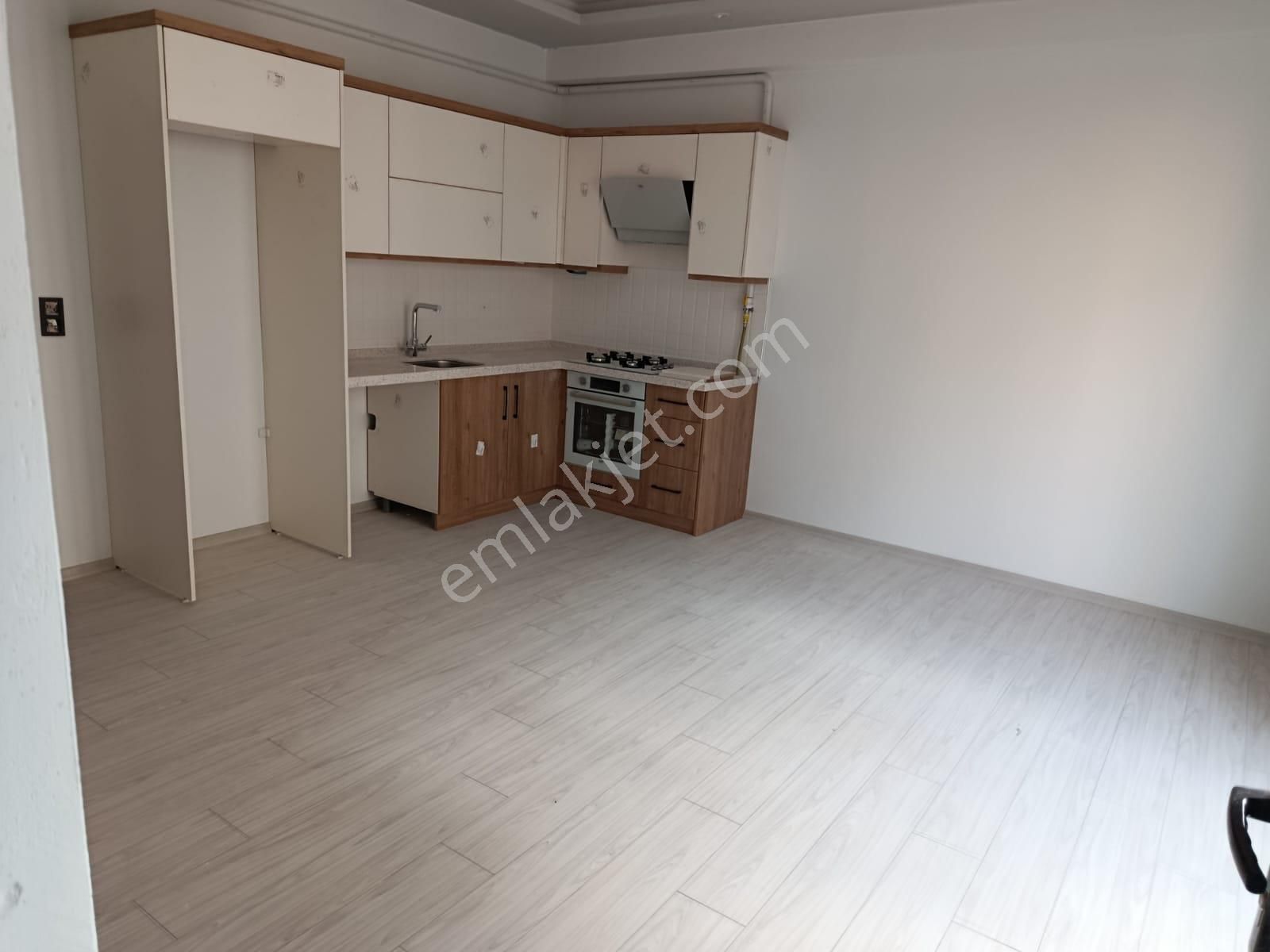 Akçay Doruk Gayrimenkul'den Denize 25o Metre Pazaryerinde 2+1 - Görsel 13