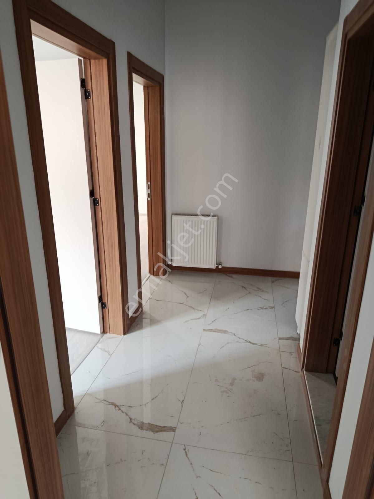 Akçay Doruk Gayrimenkul'den Denize 25o Metre Pazaryerinde 2+1 - Görsel 5