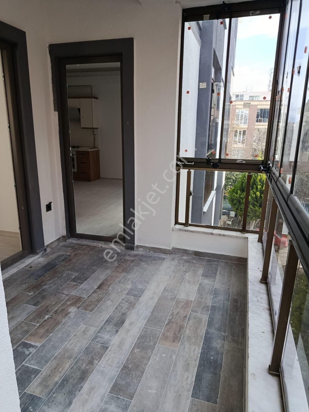 Akçay Doruk Gayrimenkul'den Denize 25o Metre Pazaryerinde 2+1 - Görsel 18