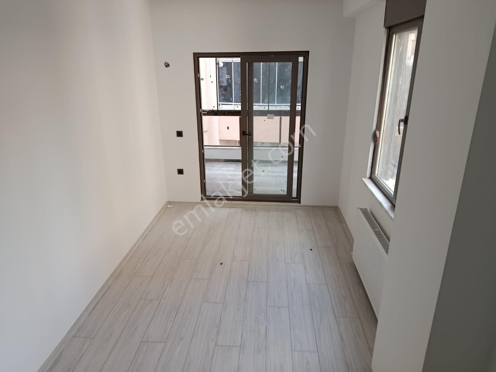 Akçay Doruk Gayrimenkul'den Denize 25o Metre Pazaryerinde 2+1 - Görsel 20