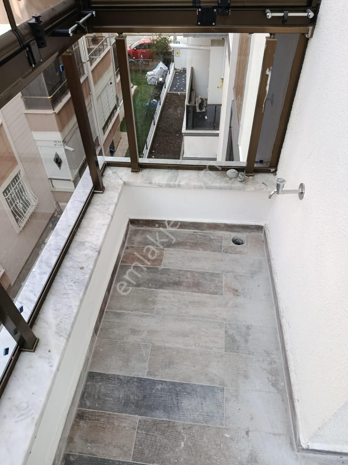 Akçay Doruk Gayrimenkul'den Denize 25o Metre Pazaryerinde 2+1 - Görsel 16