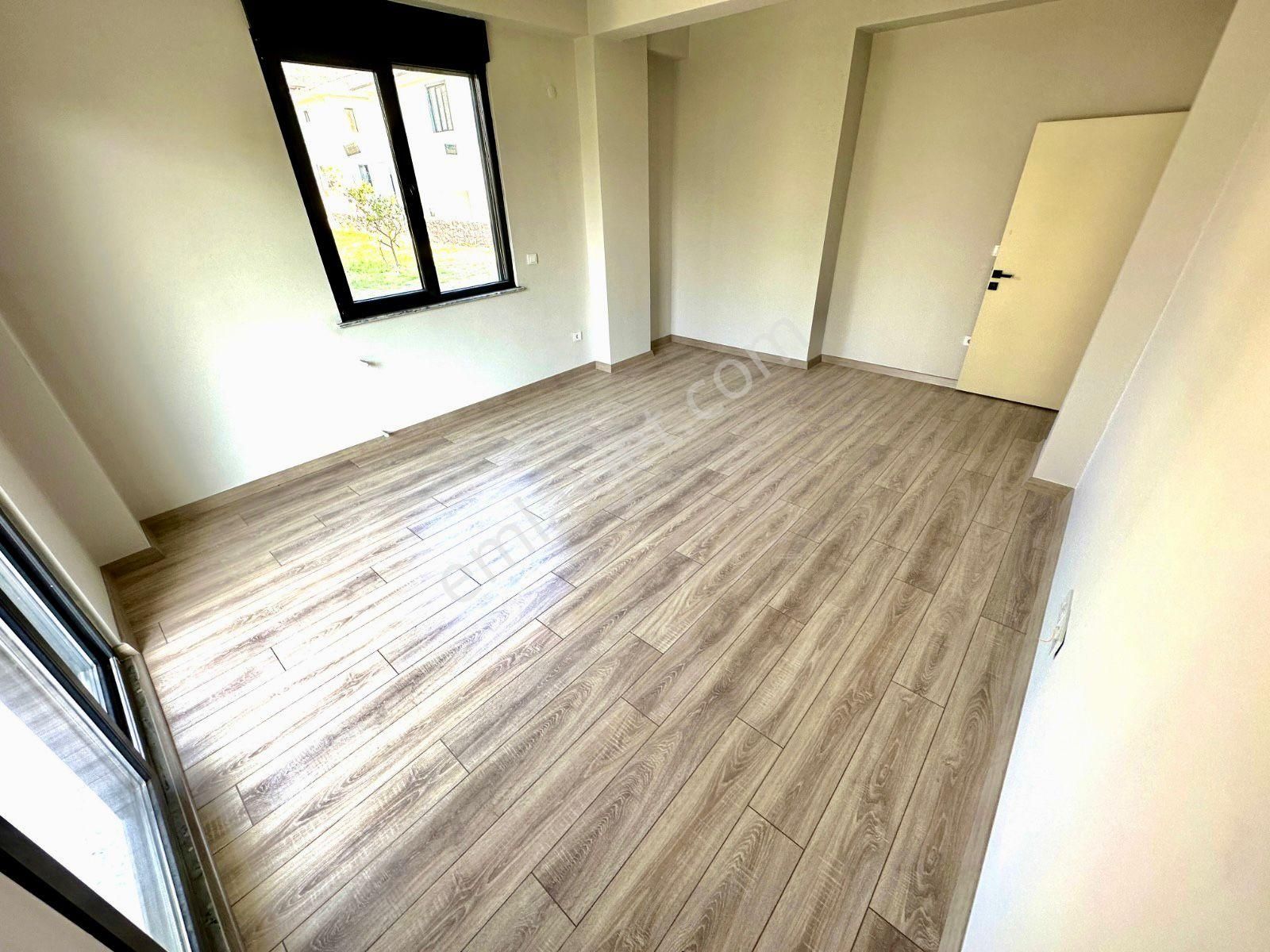 🏡 Referans'tan Güre'de Doğa Manzaralı Bahçe Kullanımlı 2+1 Daire - Görsel 17