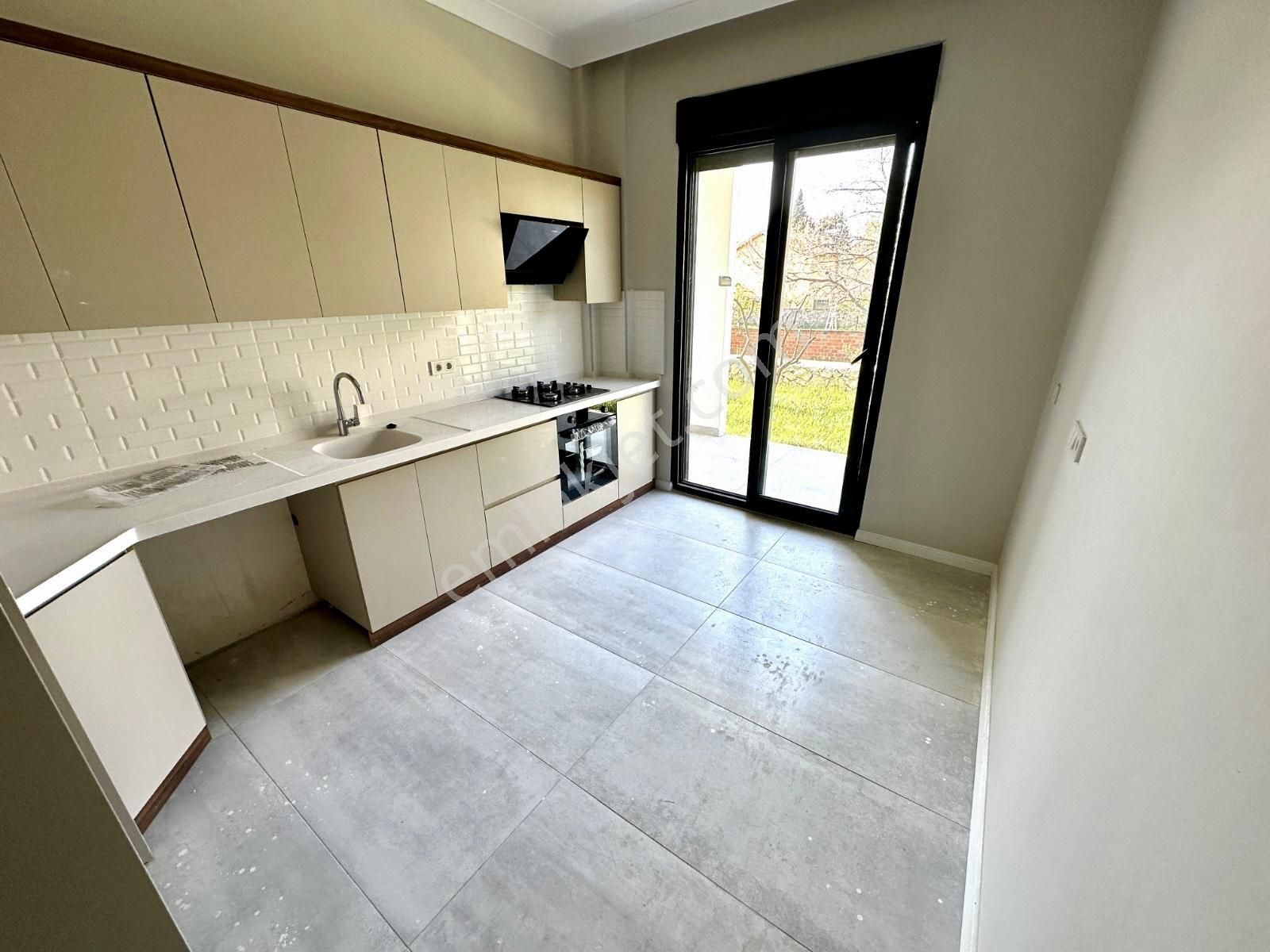 🏡 Referans'tan Güre'de Doğa Manzaralı Bahçe Kullanımlı 2+1 Daire - Görsel 9