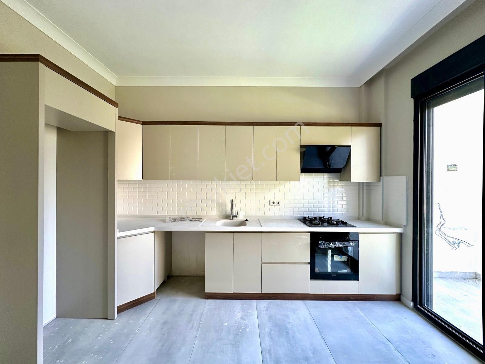 🏡 Referans'tan Güre'de Doğa Manzaralı Bahçe Kullanımlı 2+1 Daire - Görsel 7