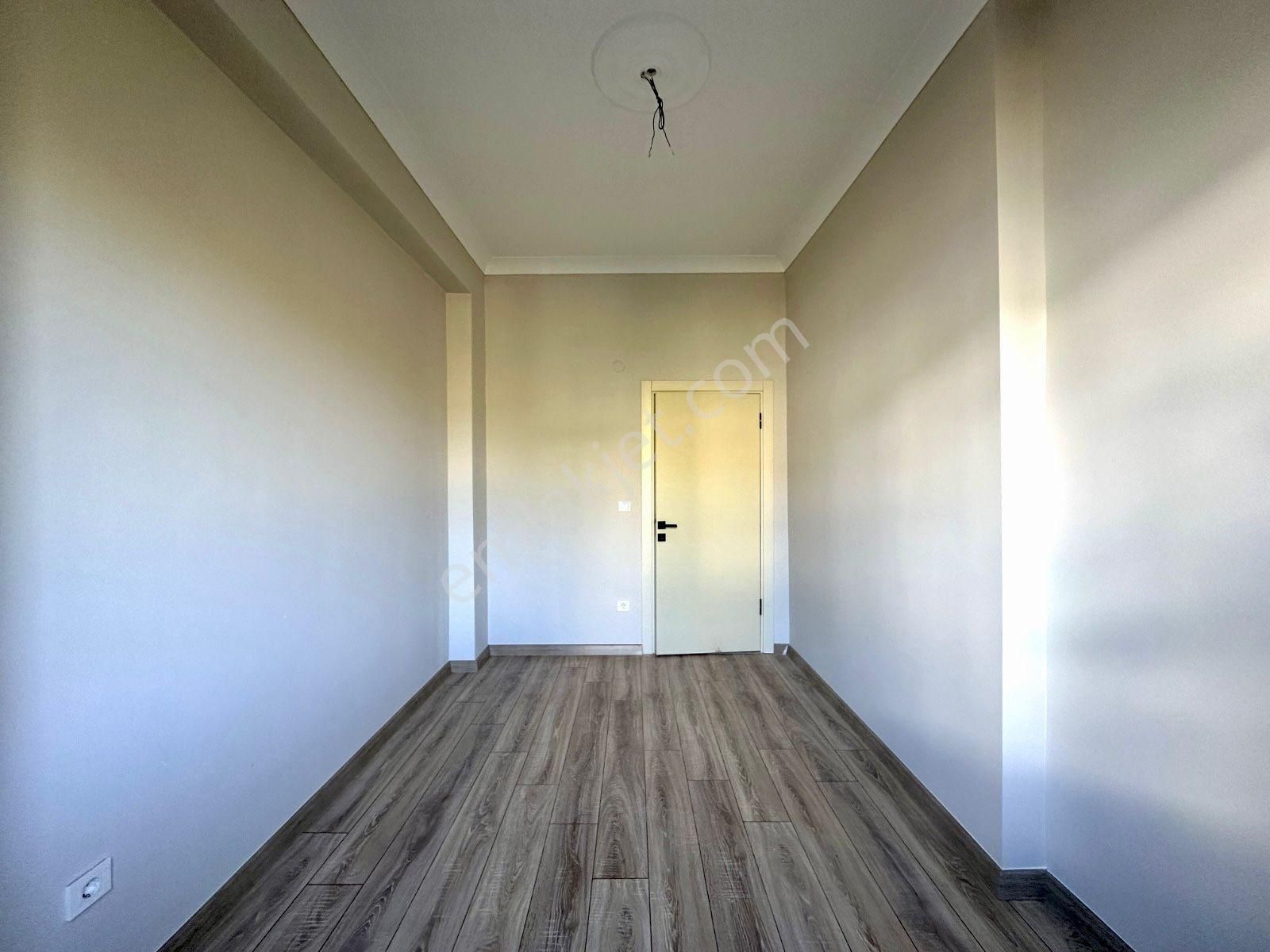 🏡 Referans'tan Güre'de Doğa Manzaralı Bahçe Kullanımlı 2+1 Daire - Görsel 32