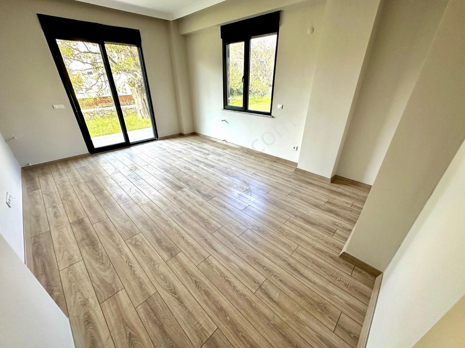 🏡 Referans'tan Güre'de Doğa Manzaralı Bahçe Kullanımlı 2+1 Daire - Görsel 13