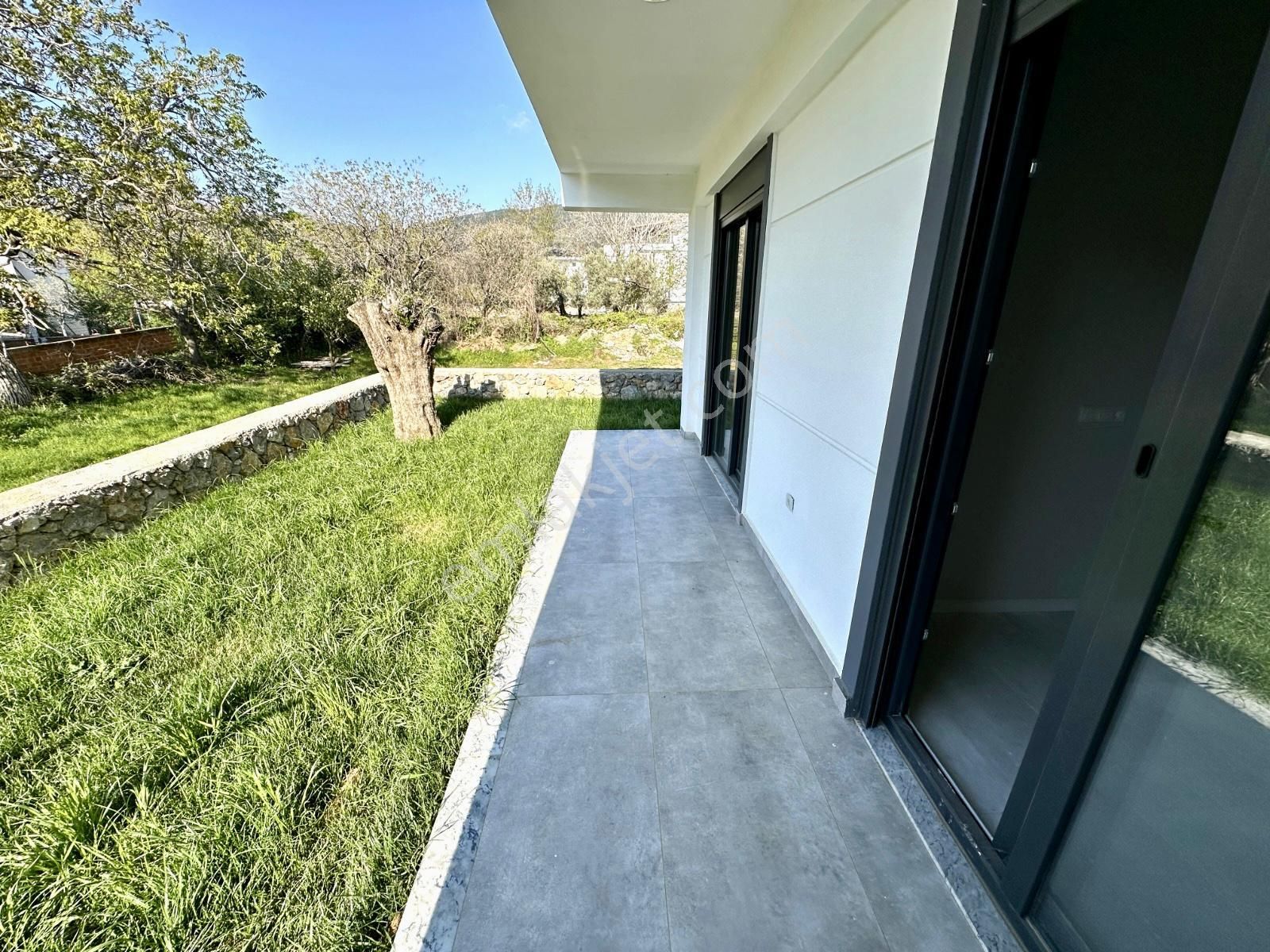🏡 Referans'tan Güre'de Doğa Manzaralı Bahçe Kullanımlı 2+1 Daire - Görsel 24
