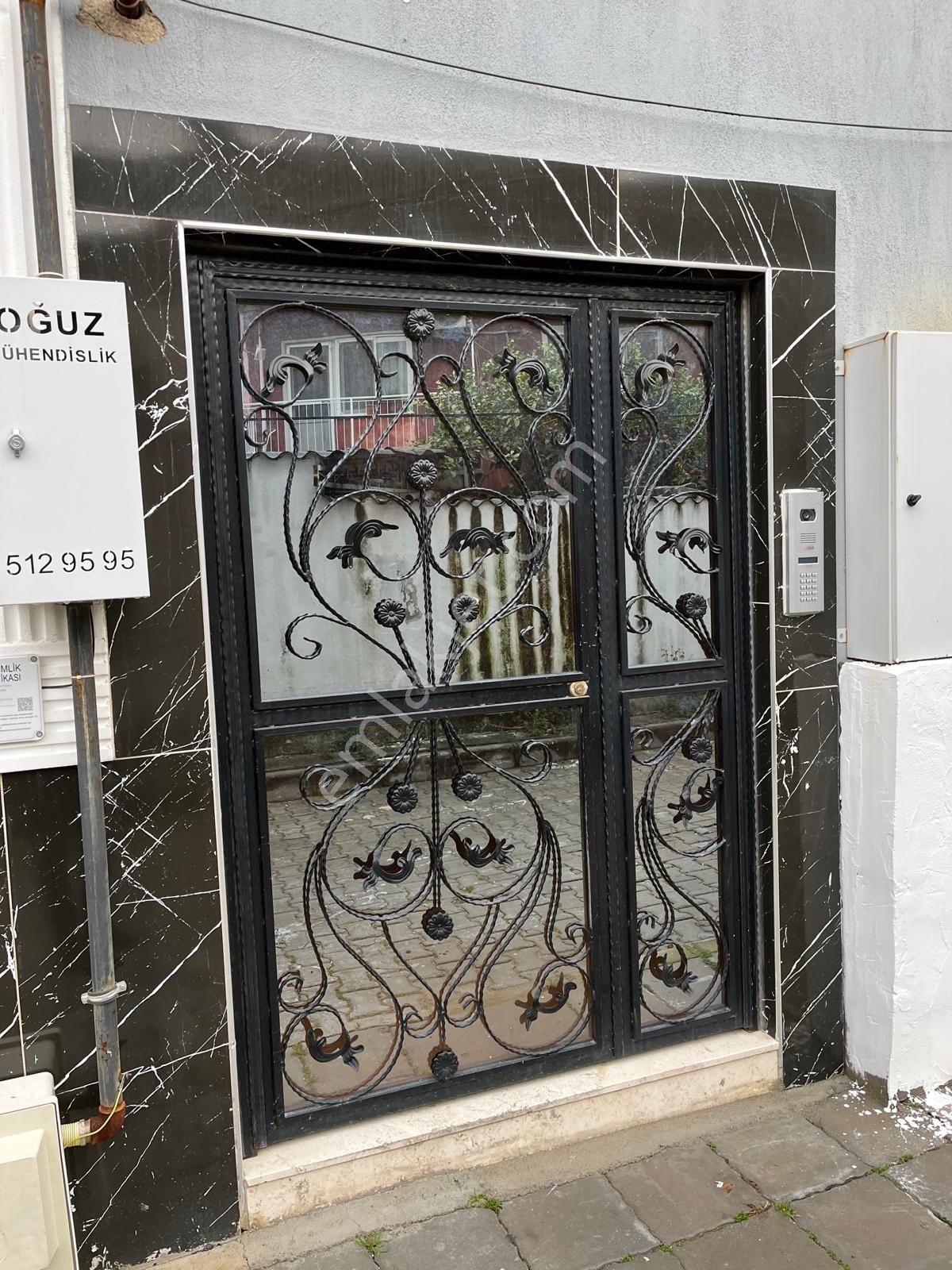 Söke Yenicami'de Yerden Isıtmalı, Ara Kat Sıfır 2+1 Daire - Görsel 2