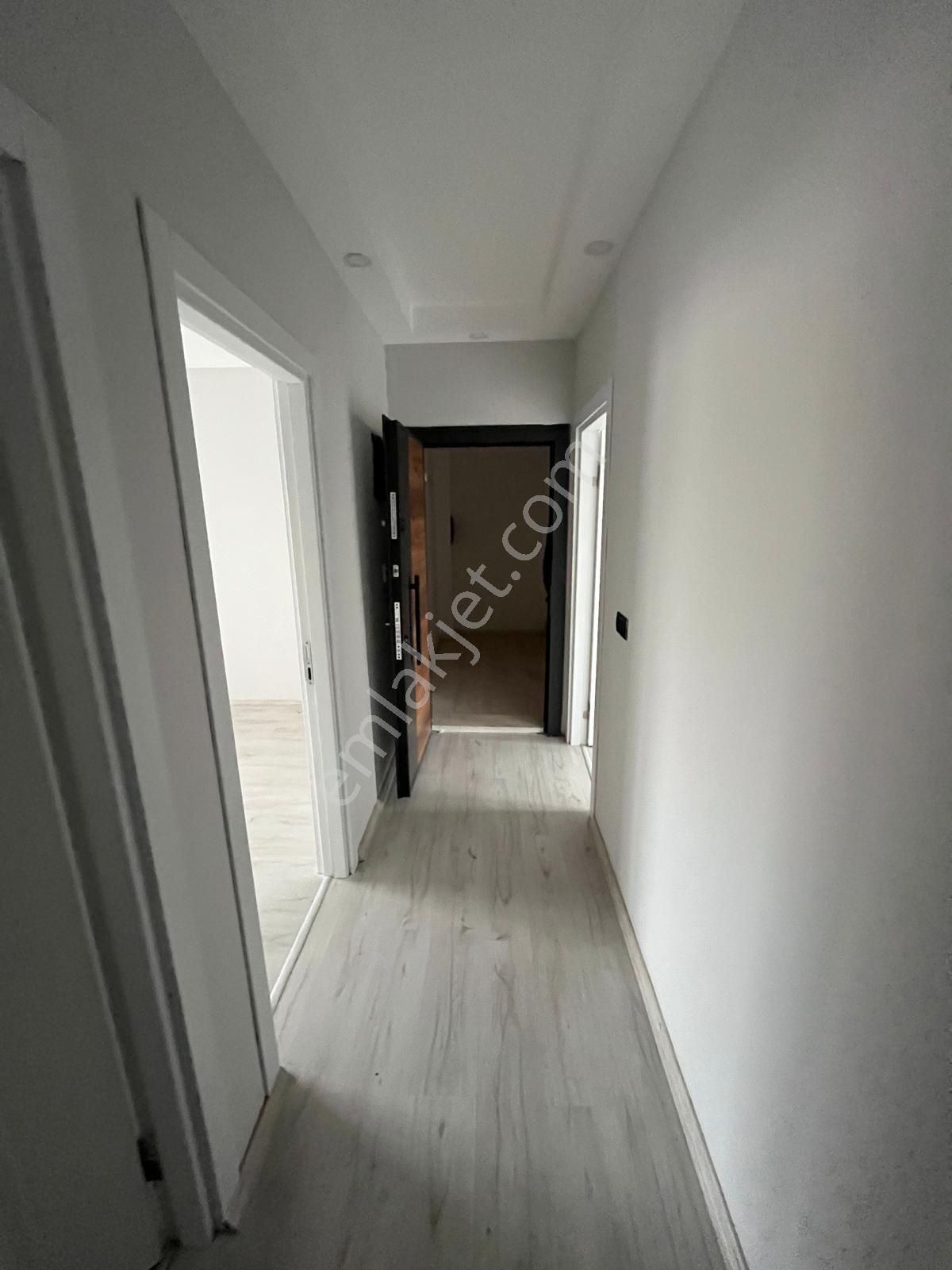 Söke Yenicami'de Yerden Isıtmalı, Ara Kat Sıfır 2+1 Daire - Görsel 17