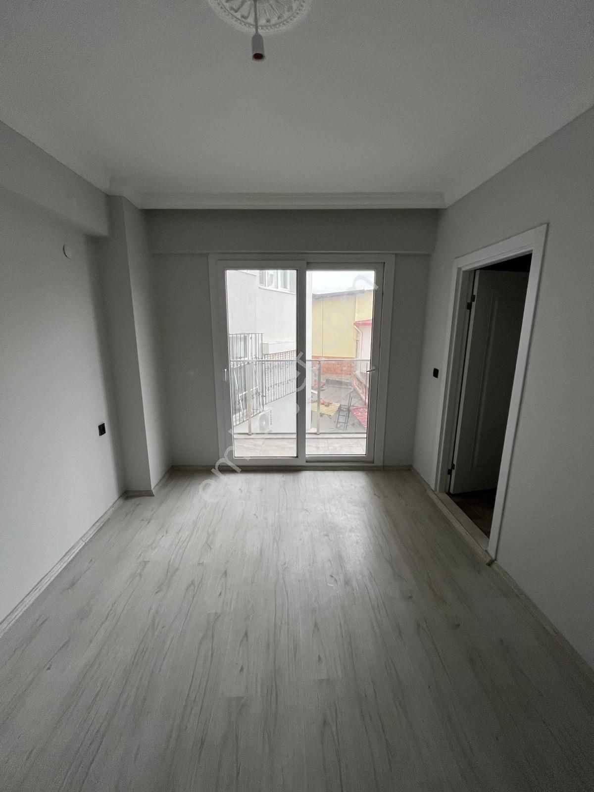 Söke Yenicami'de Yerden Isıtmalı, Ara Kat Sıfır 2+1 Daire - Görsel 22