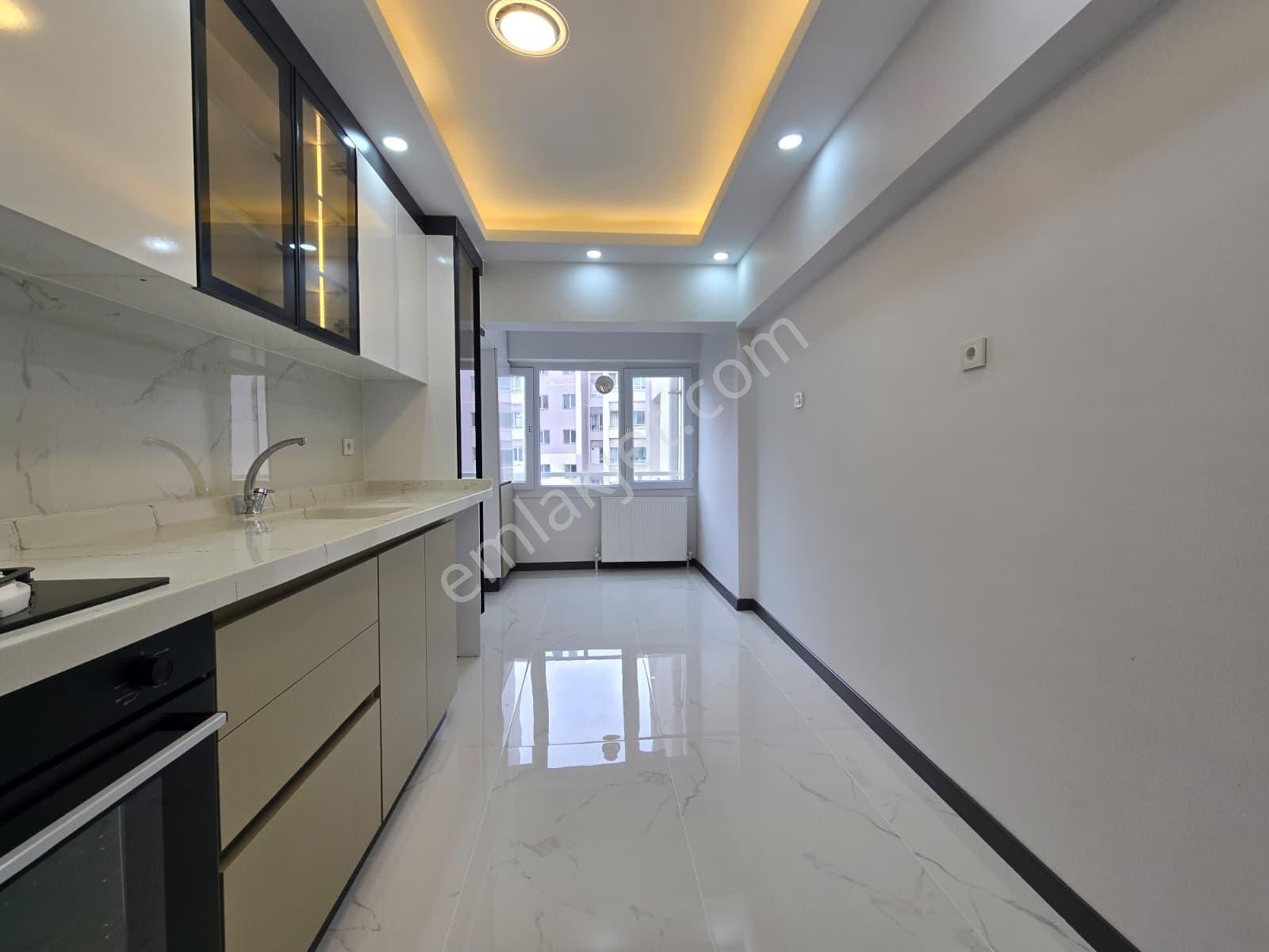 Oğuzlar Mah Satılık 3+1 Site İçi Asansörlü Full Yapılı Arakat Daire - Görsel 4