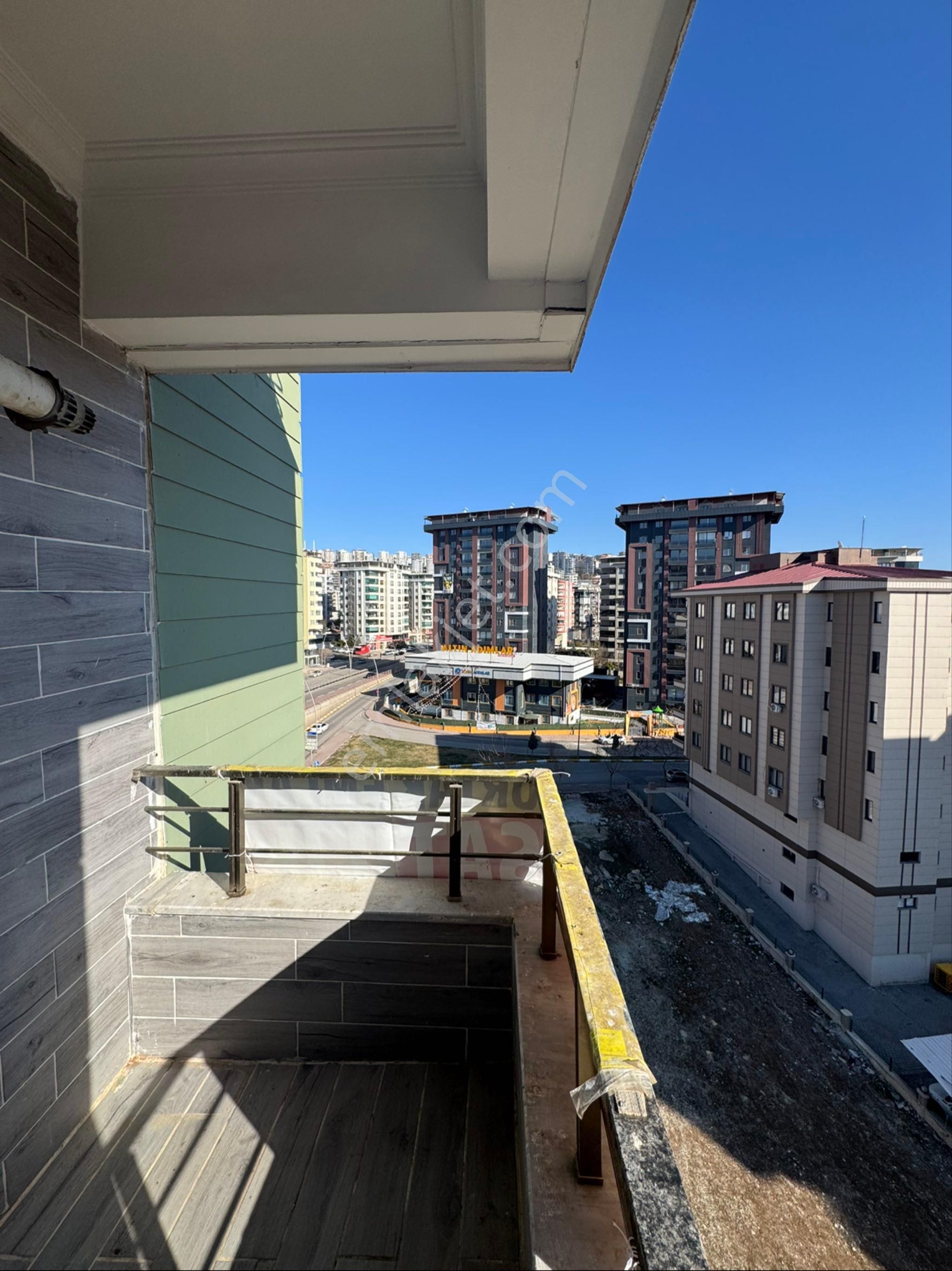 Emsalsiz Go Petrol Arkası 2+1 - Görsel 10