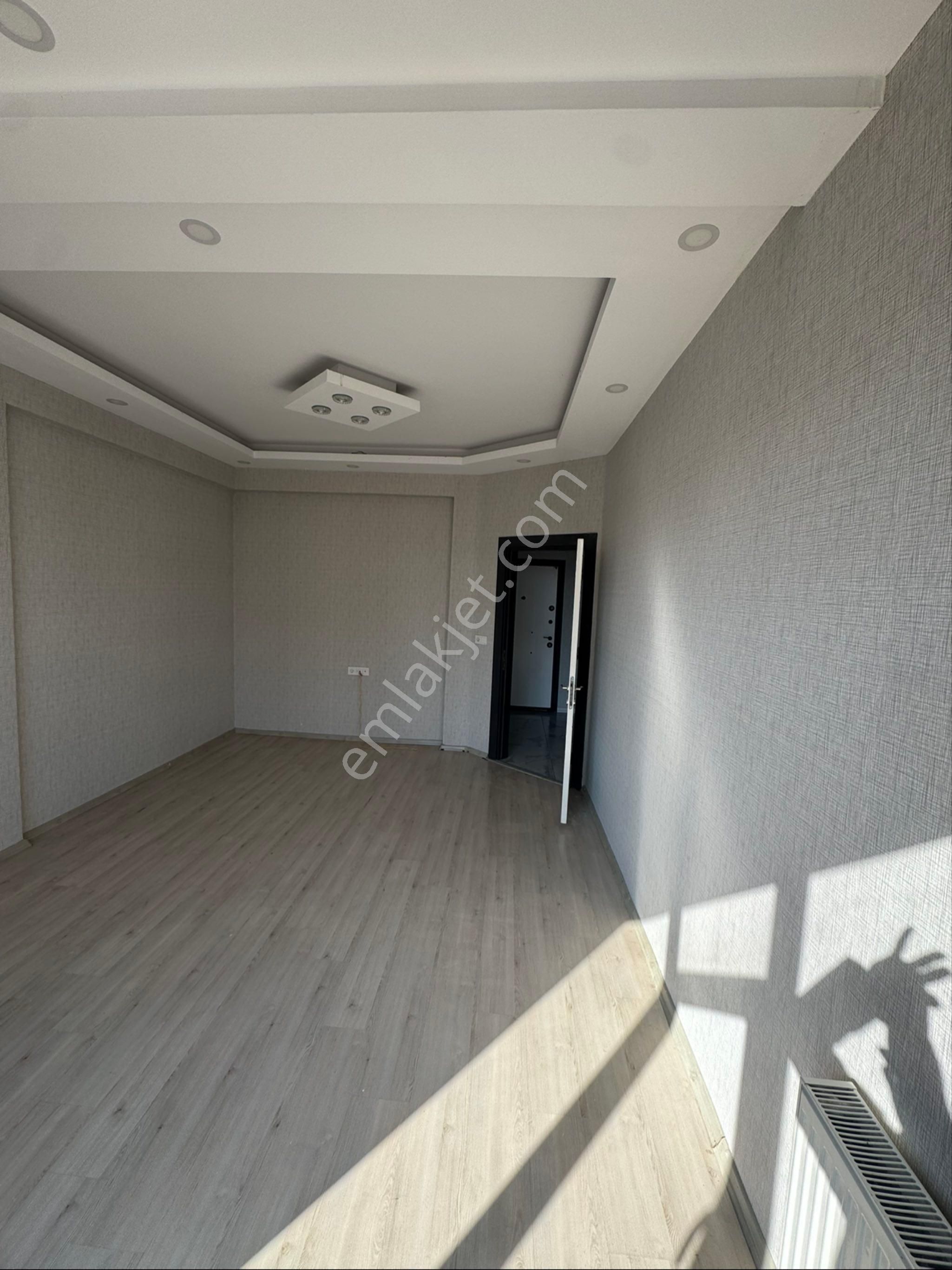 Emsalsiz Go Petrol Arkası 2+1 - Görsel 7