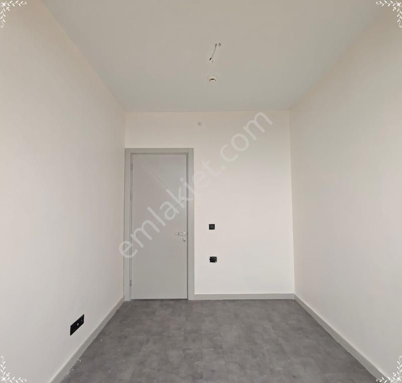 Esenyurt T.özal Mh Mtrobüs Gelişim Üniversite 5 Dk Büyük Tip 2+1 - Görsel 17