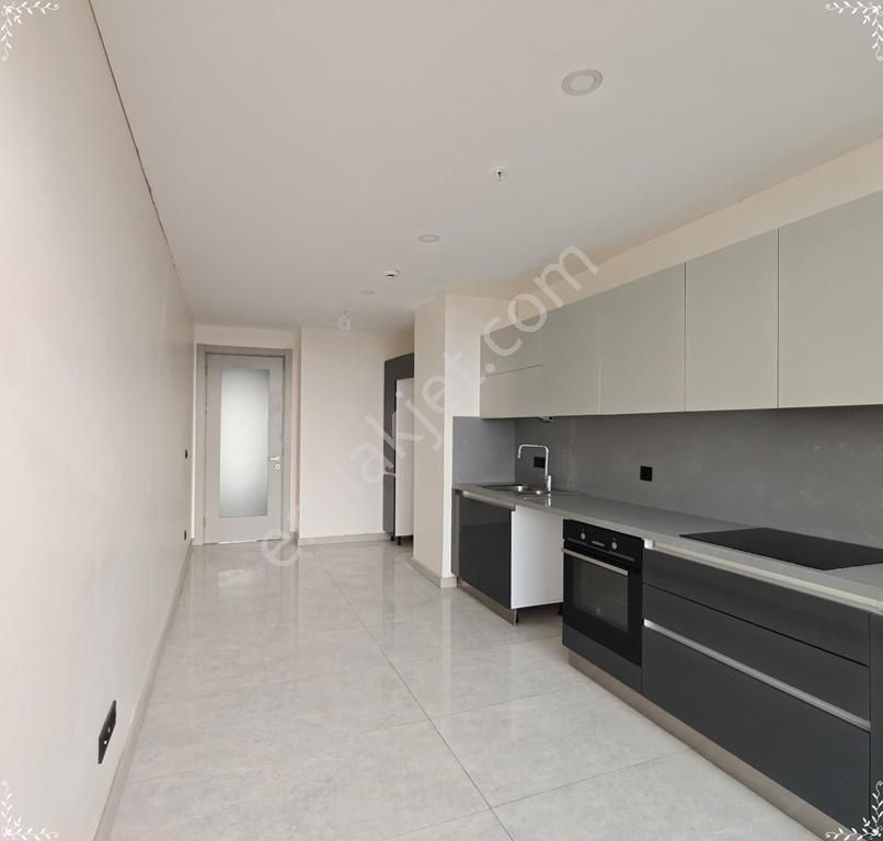 Esenyurt T.özal Mh Mtrobüs Gelişim Üniversite 5 Dk Büyük Tip 2+1 - Görsel 15